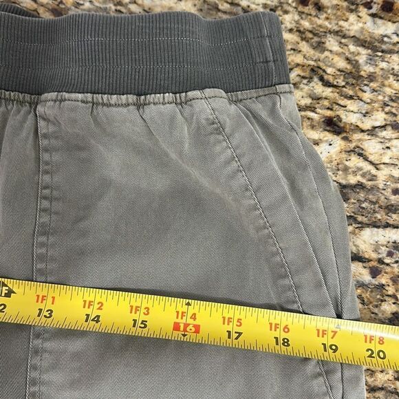 Soft Surroundings Olive Green Elastic Waist Straight Leg Pants Size M - Picture 8 of 10